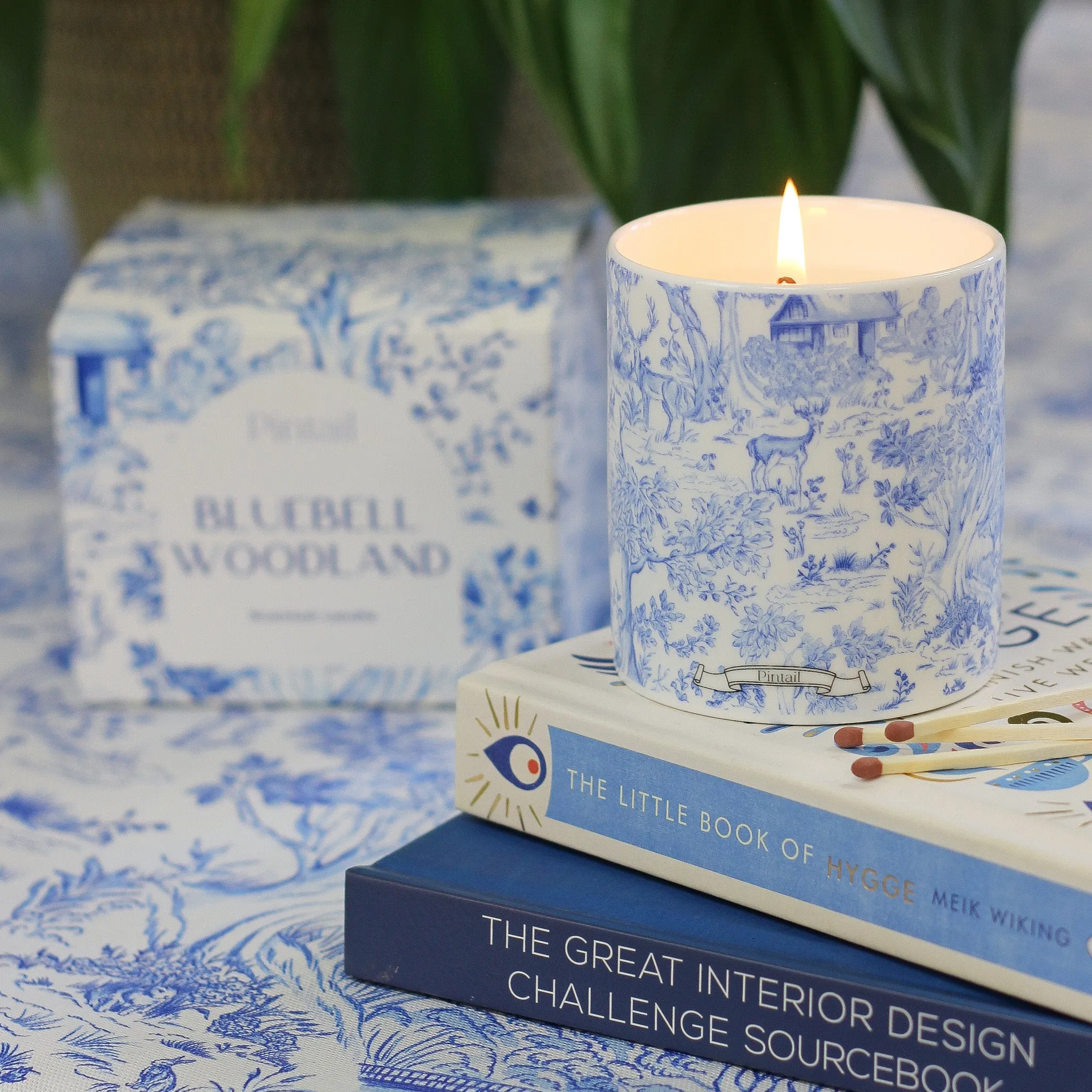Pintail x Avalon Toile de Jouy - Ceramic Candle